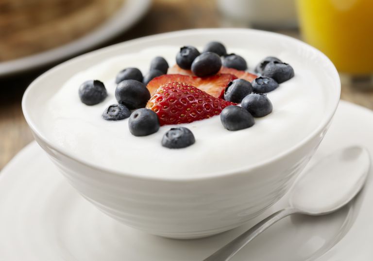 grama ugljikohidrata, mlijeko jogurt, sadrži žive, sadrži žive kulture, žive kulture, cjelokupnog mlijeka