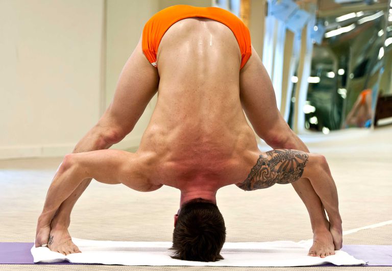 Bikram Yoga, kratke hlače, prije nego, Bikramovi studiji
