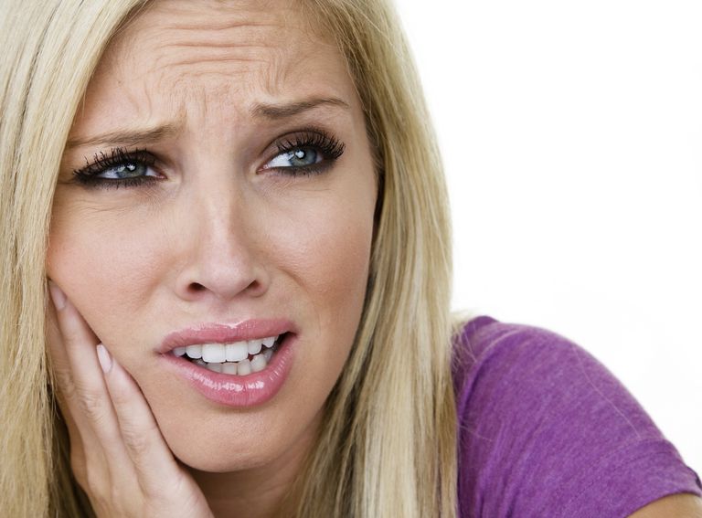 otvaranja usta, između prednjih, između prednjih zuba, koji pomažu, otvaranje zatvaranje, otvaranje zatvaranje usta